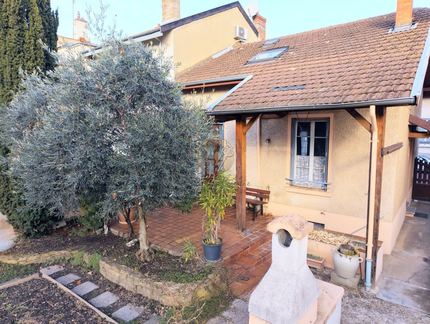 Maison familiale de 110m2 avec jardin au cœur d’un quartier privilégié d’Oullins