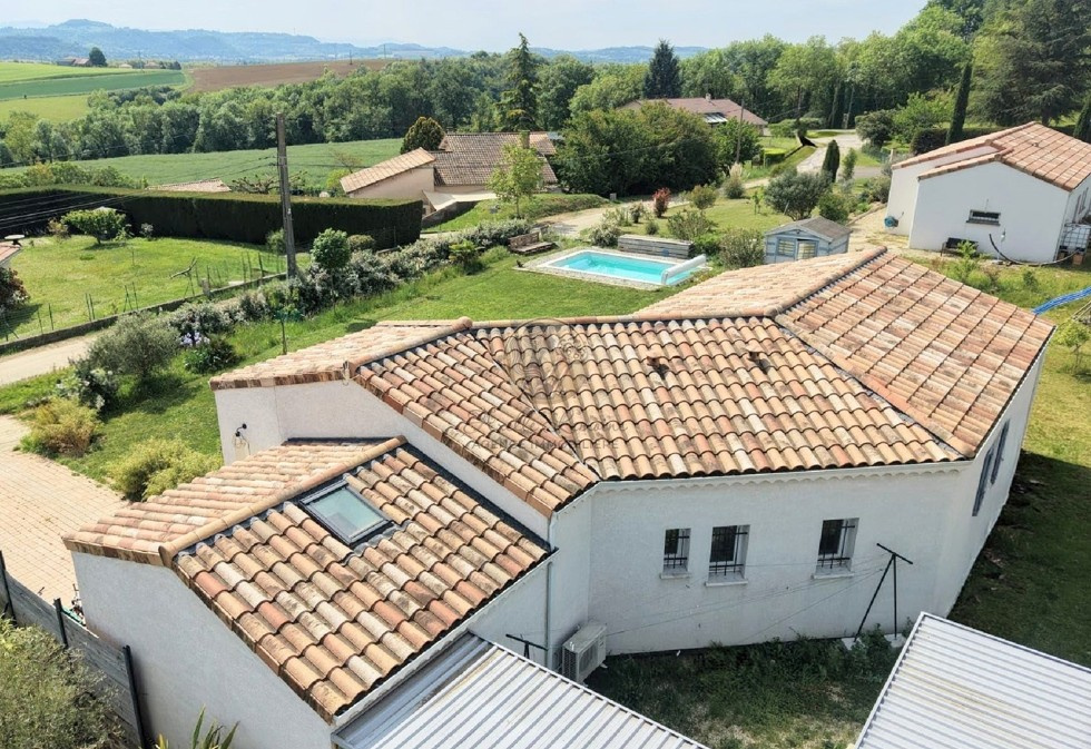 Maison de plain-pied 123 m2, 5 chambres, piscine et vue Vercors